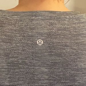 Lululemon Long Sleeved Top, Grey, Size 10